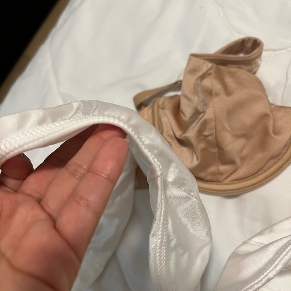 Bra Bundle - Picture 3 of 4